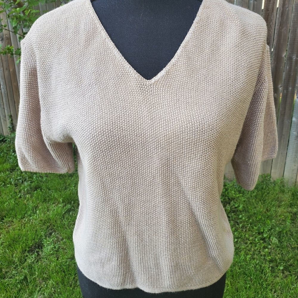 ‎Tan Tunic